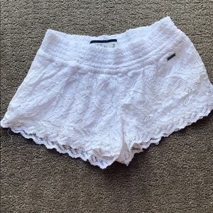 Abercrombie Kids girls white laced shorts, size M